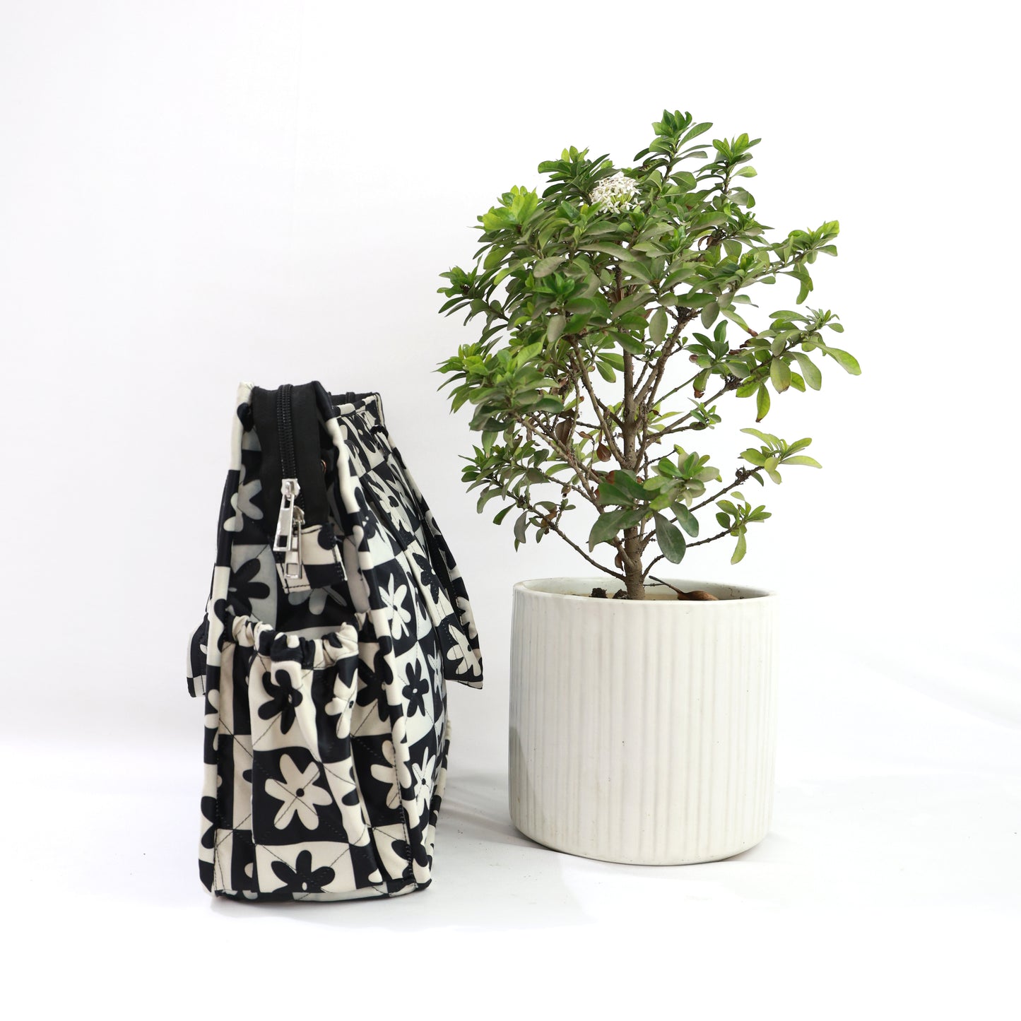 Retro Deisy Tote bag