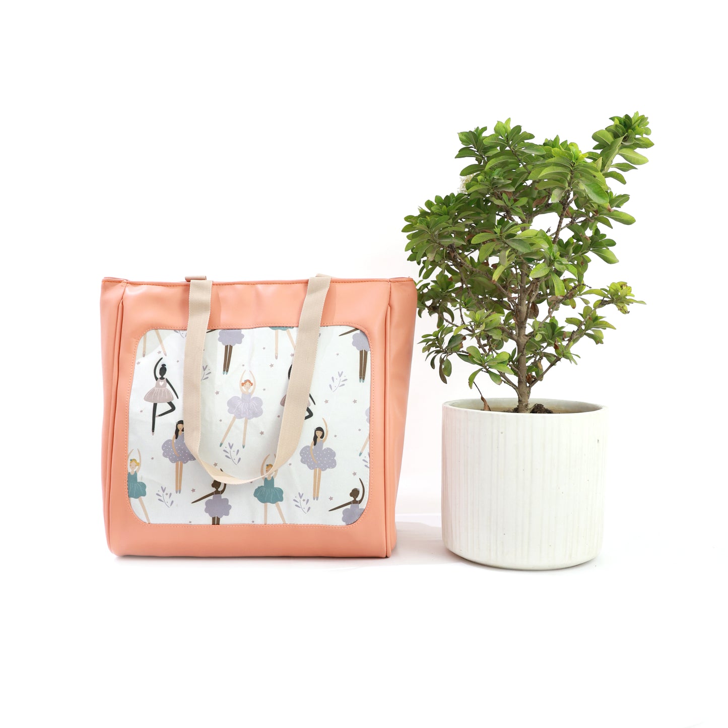 Dancing Elsa Tote bag